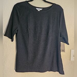 New with tags 1/2 sleeve crinkle fabric blouse